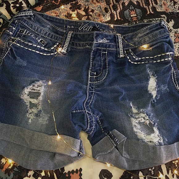 Vanity Jean Shorts - Picture 1 of 4